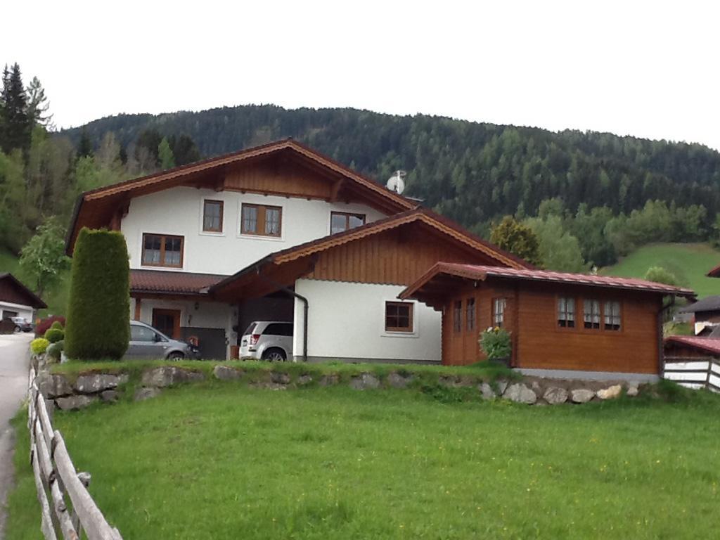 Ferienwohnung Gia Haus im Ennstal Buitenkant foto